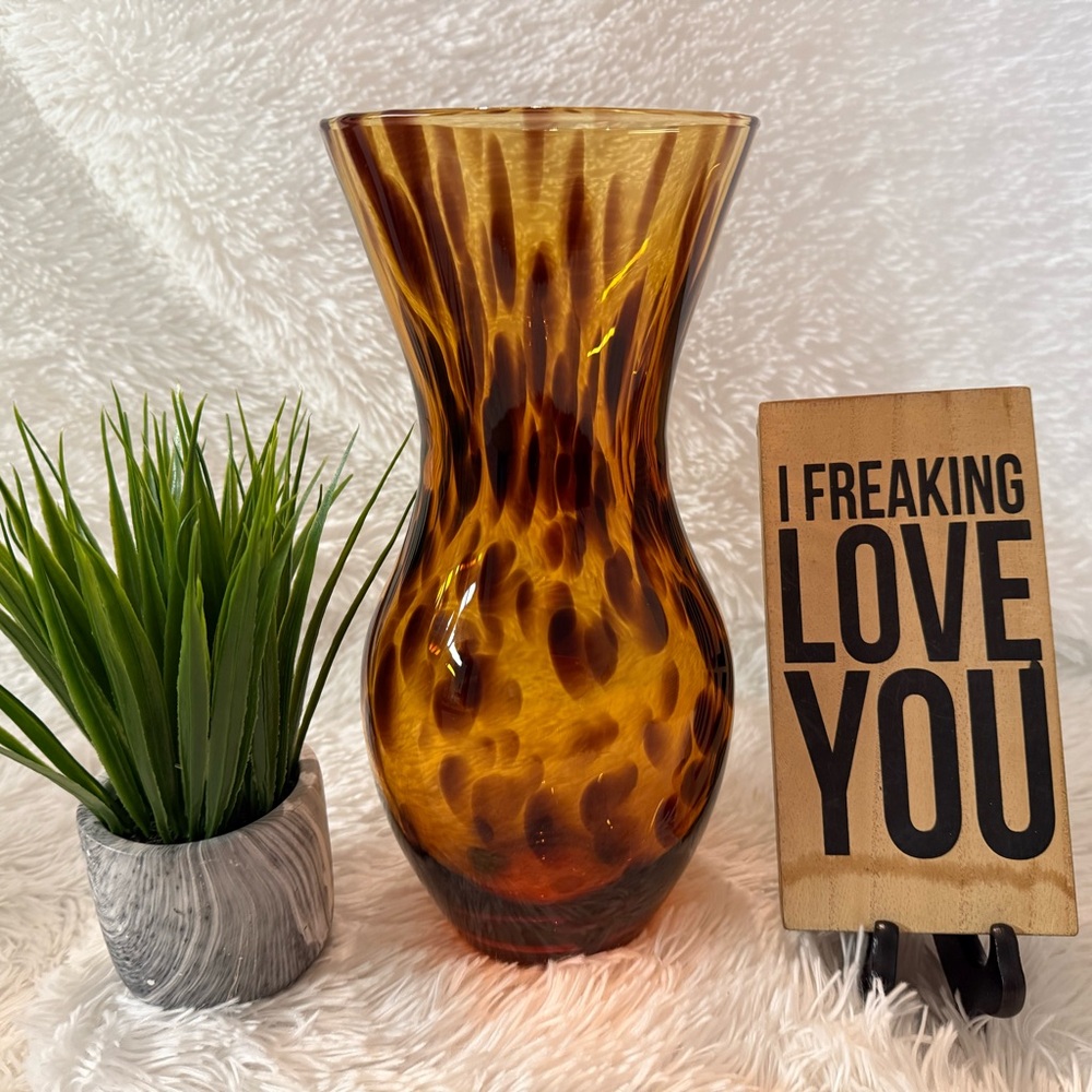 Made in Italy Tortoise Shell Design Decorative Vase - Picture 2 of 6